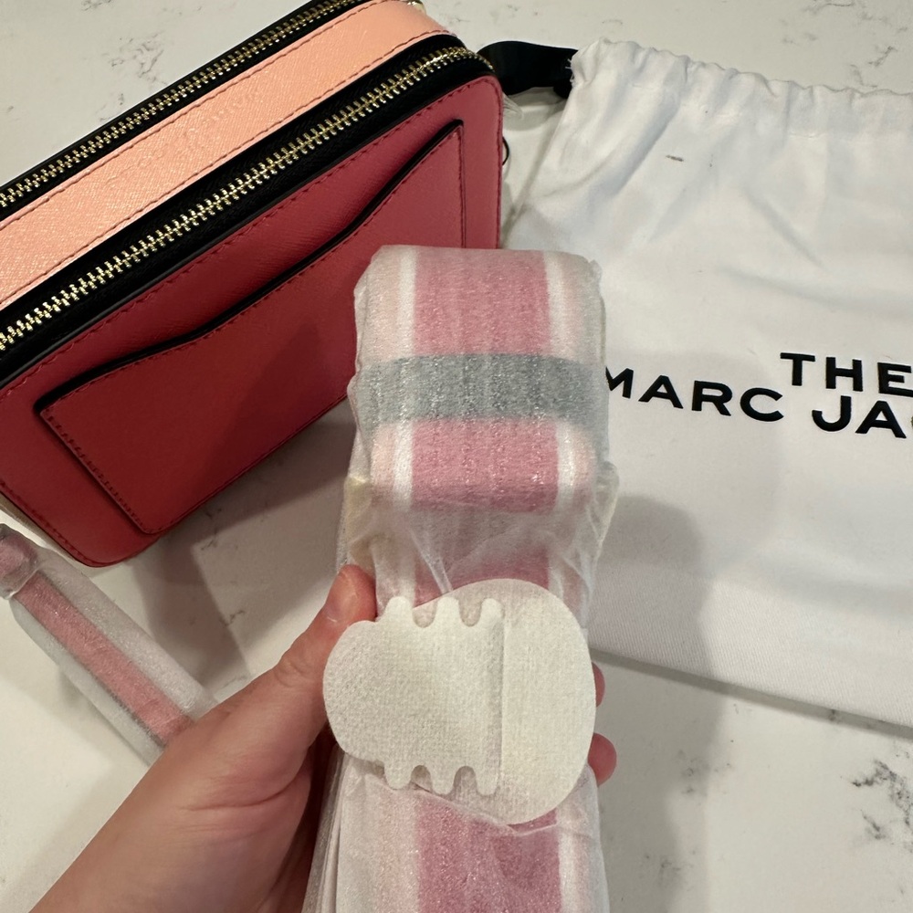 NWT Marc Jacobs Pink & Coral Snapshot Crossbody Bag - Picture 12 of 15